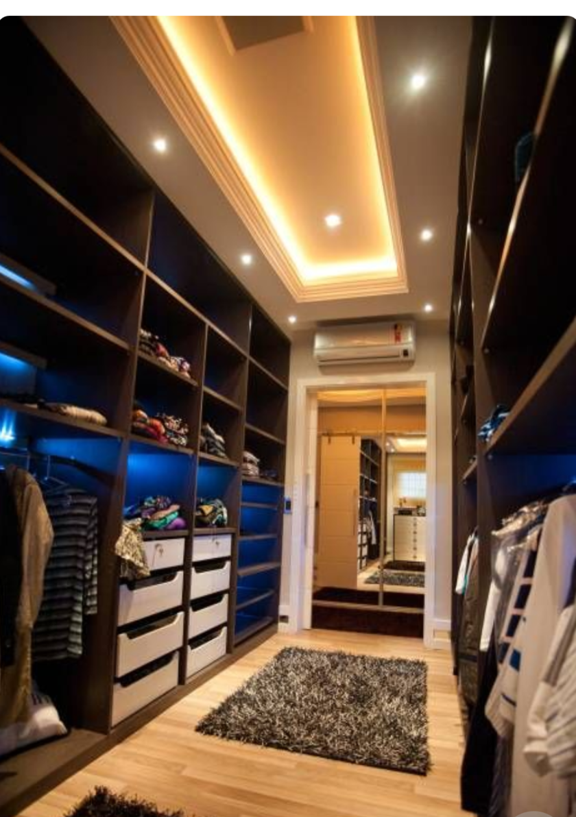 Большая открытая гардеробная комната с комбинированным наполнением Лесосибирск