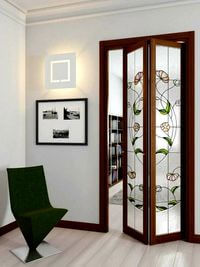 Двери гармошка с витражным декором Лесосибирск
